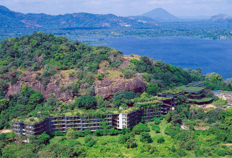 Kandalama lake in Kandalama village is a serene place to head to. The reservoir water adds a dash of freshness to the hike or trek you make to reach the spot