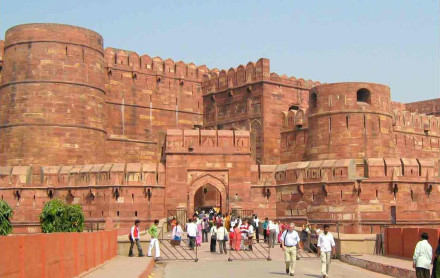 Agra fort and Jahangir Palace