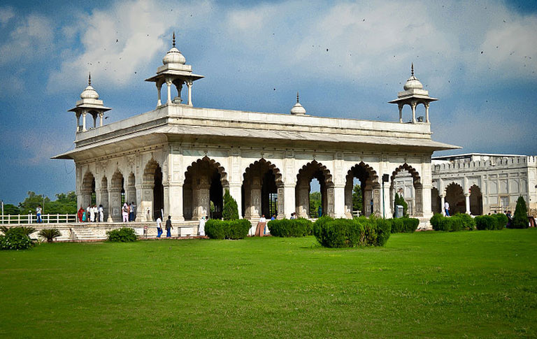 Diwan-I-Khas