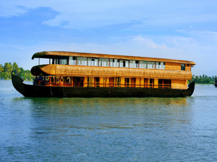 5 bedroom houseboat Alleppey Kumarakom